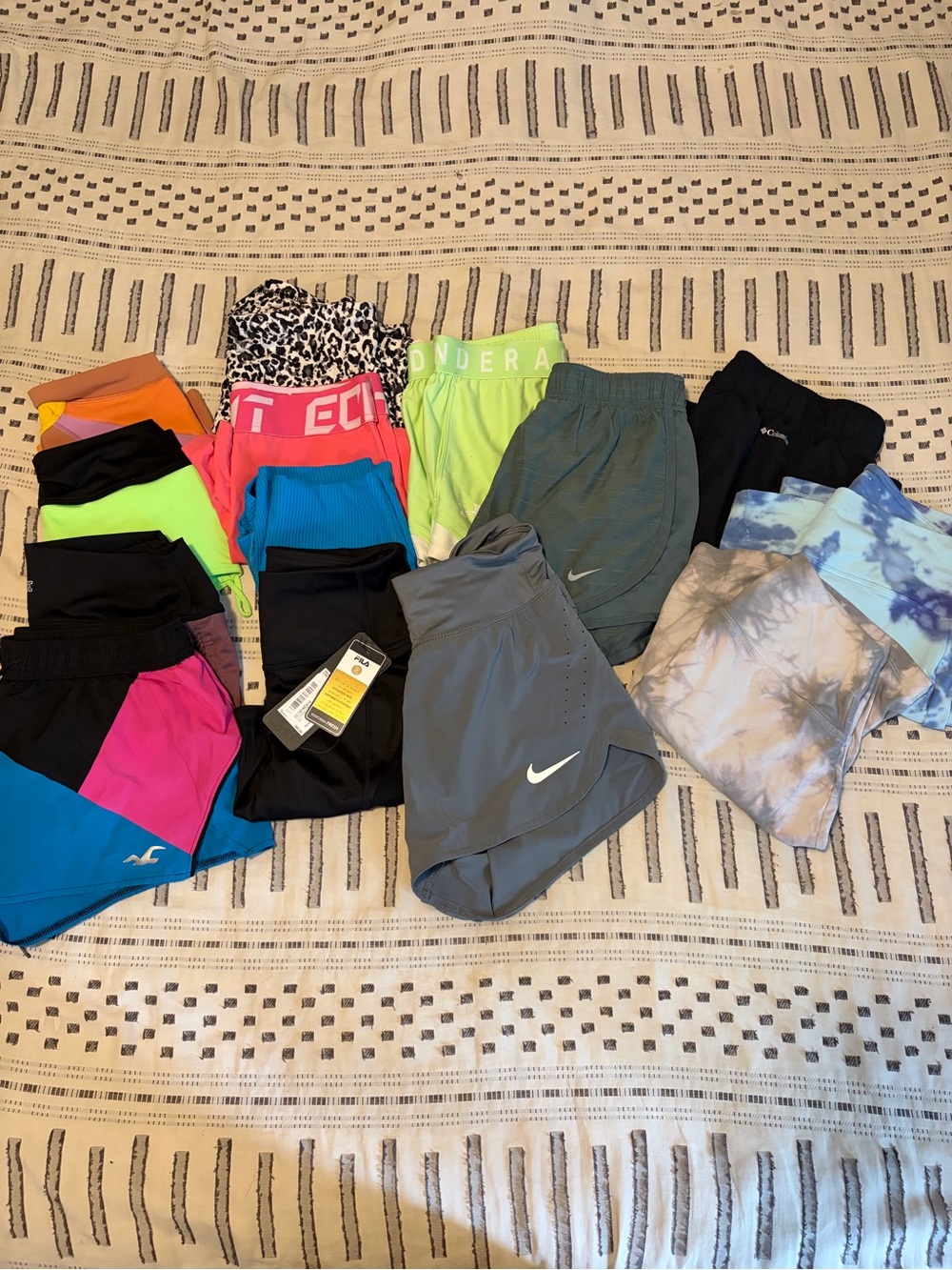Athletic Shorts Lot Reseller Bundle Nike PINK Under Armour ECHT Fila Columbia